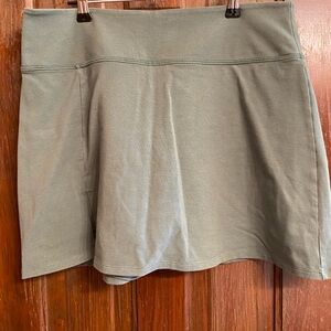 Old Navy Active High-Rise PowerChill Skort in Olive